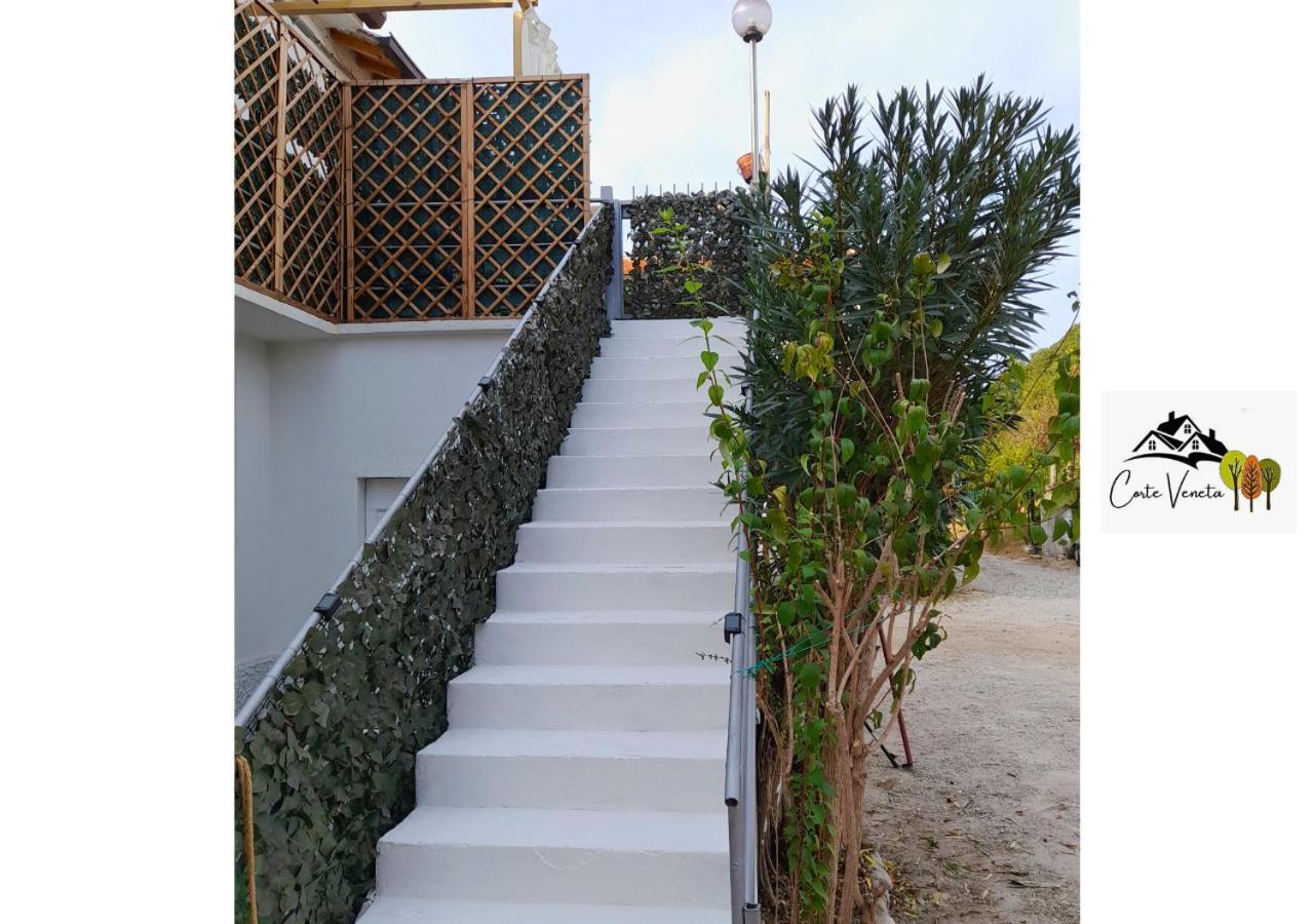 Corte Veneta Castelnuovo del Garda Esterno foto